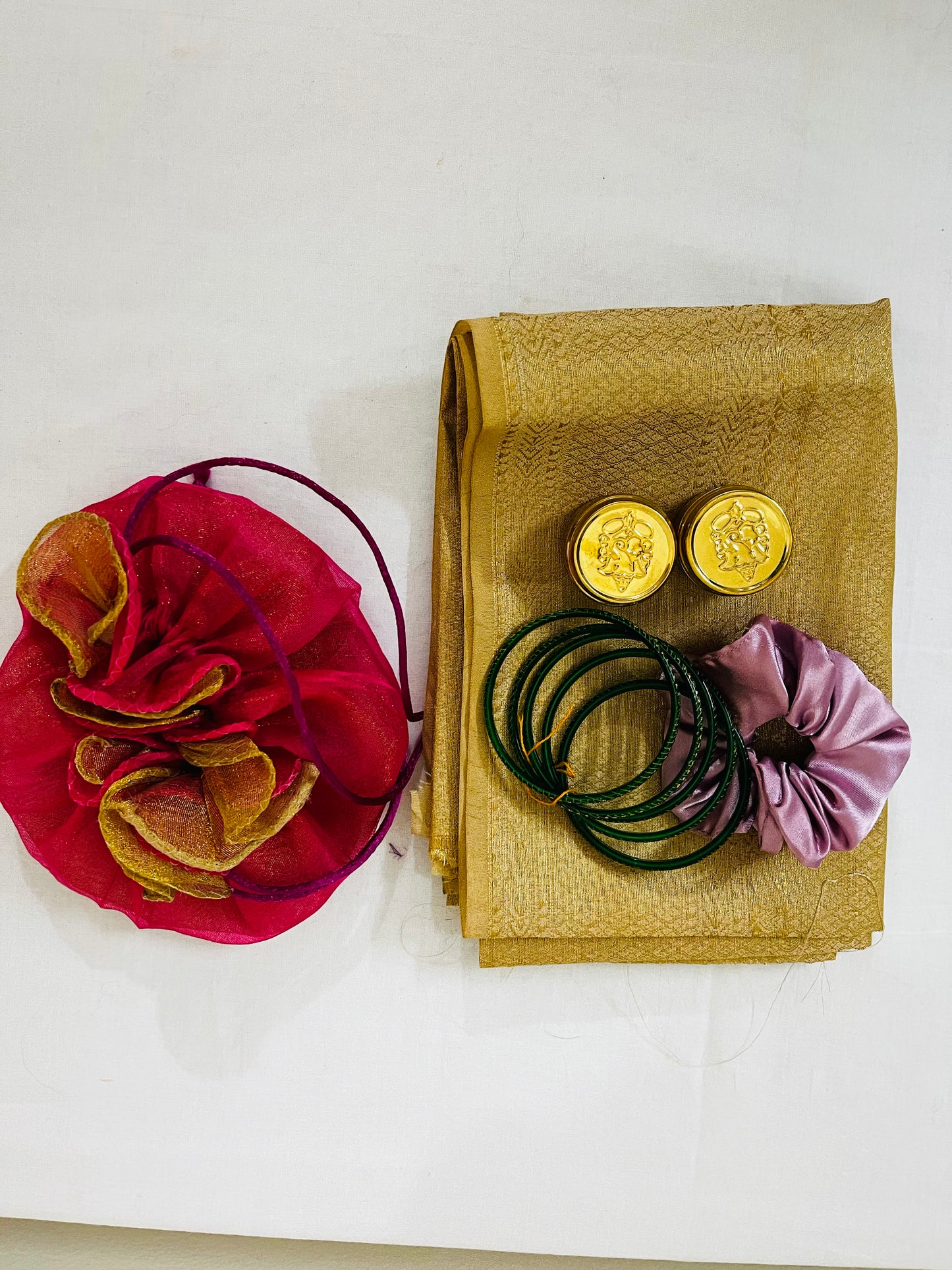 Tokri Bag Gift Pack – Brocade Blouse
